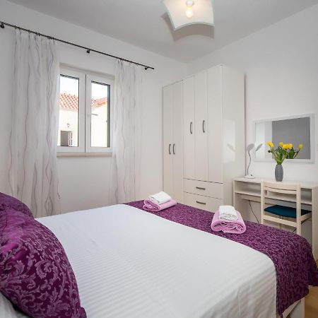 Apartmani Filipic Bol Luaran gambar