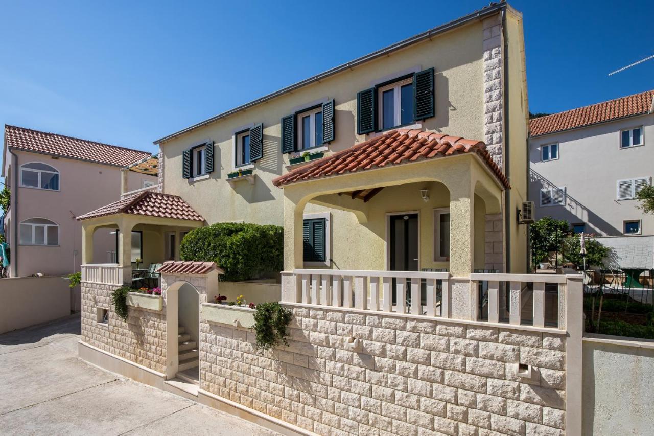 Apartmani Filipic Bol Luaran gambar
